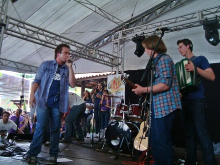 Show na Feijoada do Riska Faca